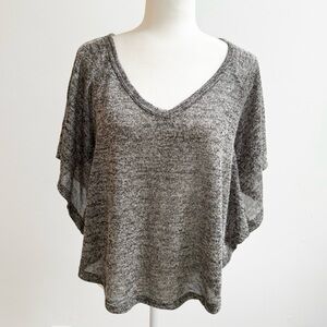 4/$20 🌴 Thanx Collection | Marled Grey Short Sleeve Semi-Sheer Poncho Style Top